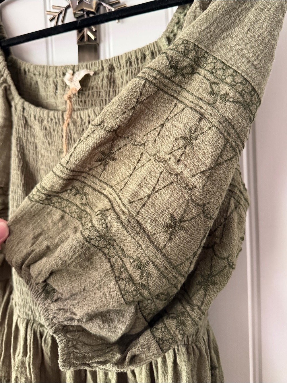 Easel Los Angeles Olive Green 100% Cotton Smocked Midi Dress L Boho Cottagecore - Picture 3 of 5